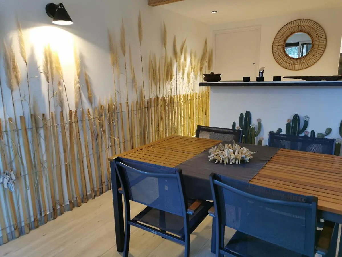 Casa Louise Suites And Spas Privatifs Sainte-Maxime 0*,