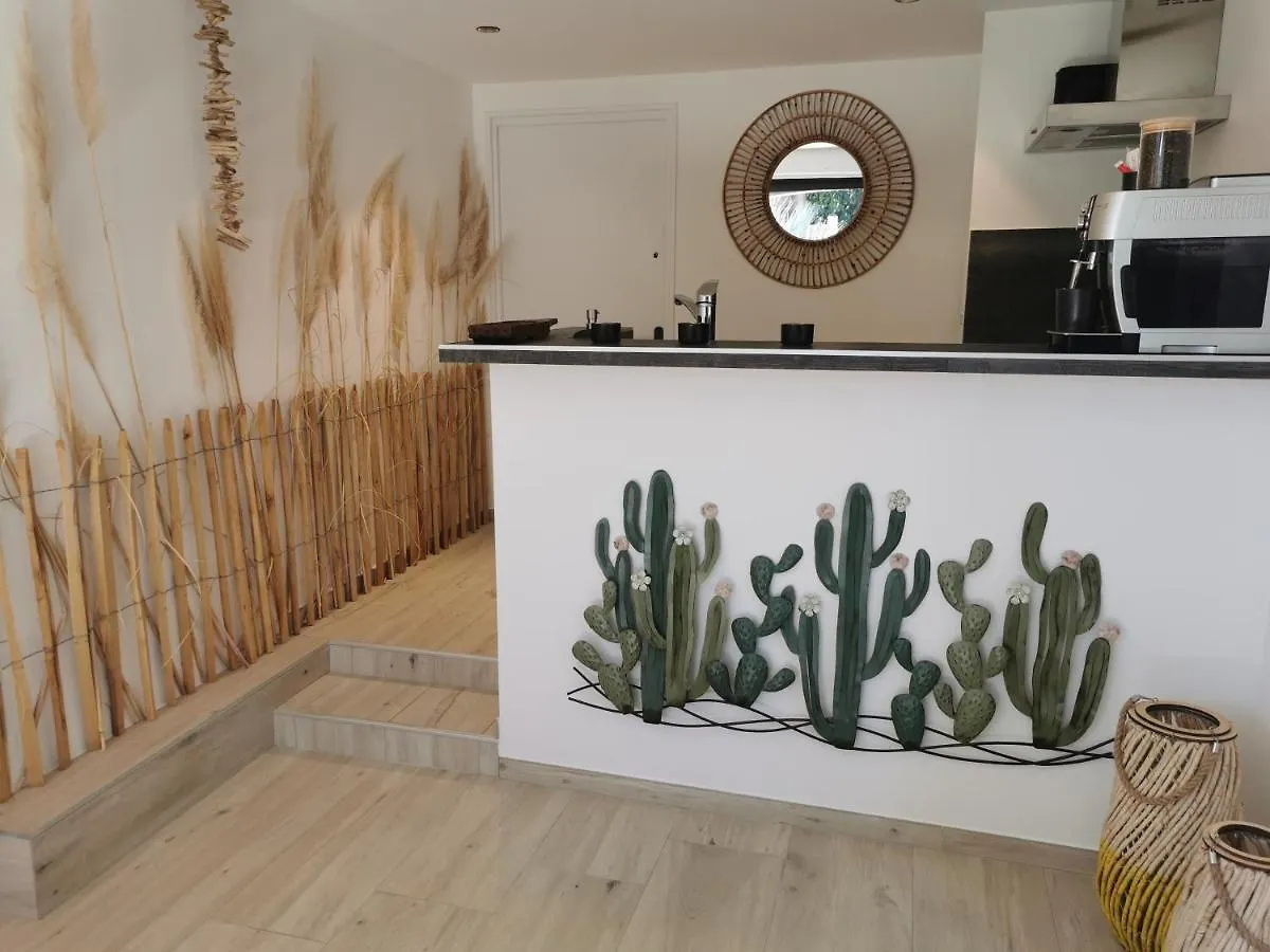 Casa Louise Suites And Spas Privatifs Sainte-Maxime Appartamento