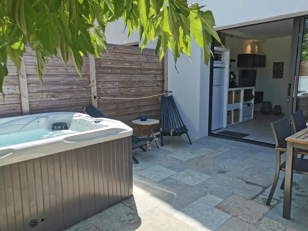 Casa Louise Suites And Spas Privatifs Sainte-Maxime Apartment