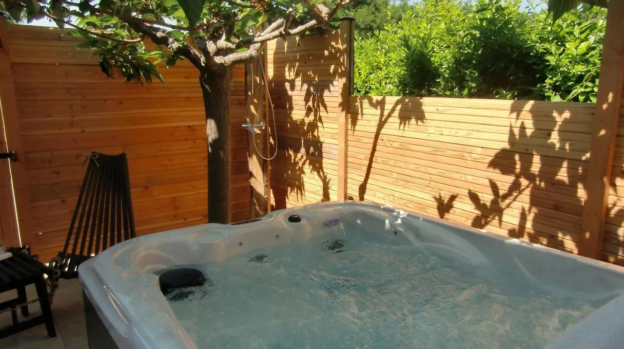 Casa Louise Suites And Spas Privatifs Sainte-Maxime 0*,  France